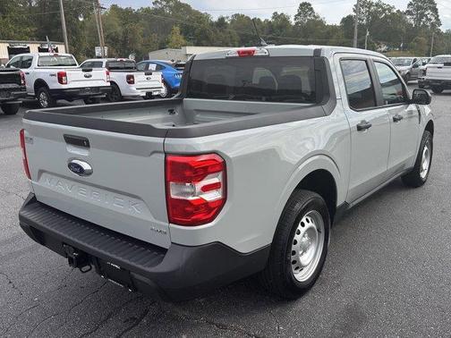 2022 Ford Maverick XL