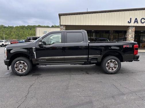 2025 Ford F-350 King Ranch