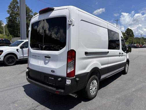 2025 Ford Transit-250 148 WB Medium Roof Cargo