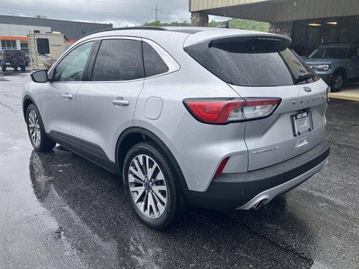 2020 Ford Escape Titanium Hybrid