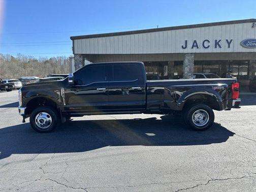2023 Ford F-350 Lariat Super Duty