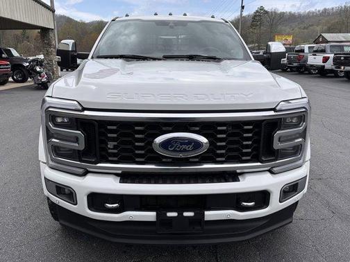 2023 Ford F-450 Platinum