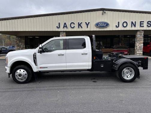 2023 Ford F-450 Platinum