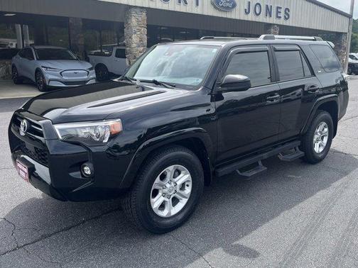 2022 Toyota 4Runner SR5