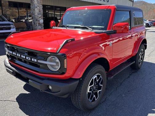 2023 Ford Bronco Outer Banks