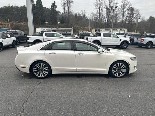 2019 Lincoln MKZ Reserve II