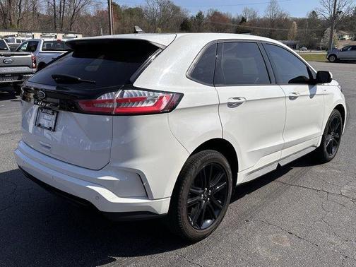 2024 Ford Edge ST-Line