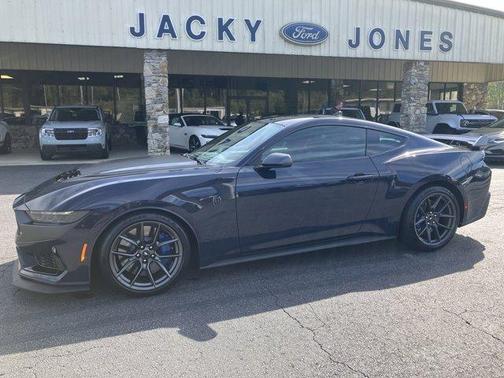 2025 Ford Mustang Dark Horse