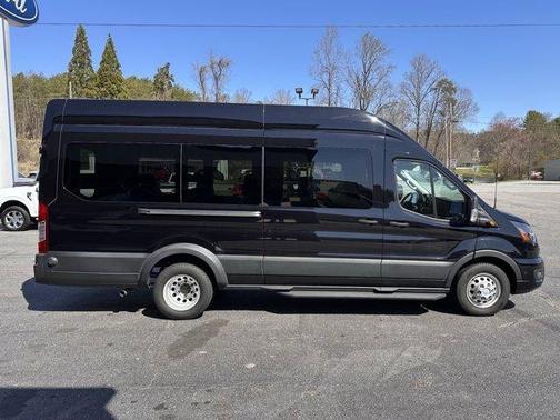2024 Ford Transit-350 XLT