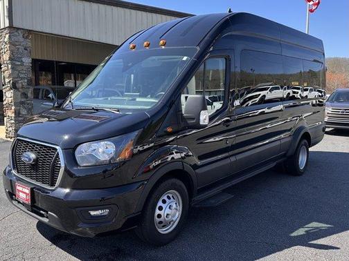 2024 Ford Transit-350 XLT