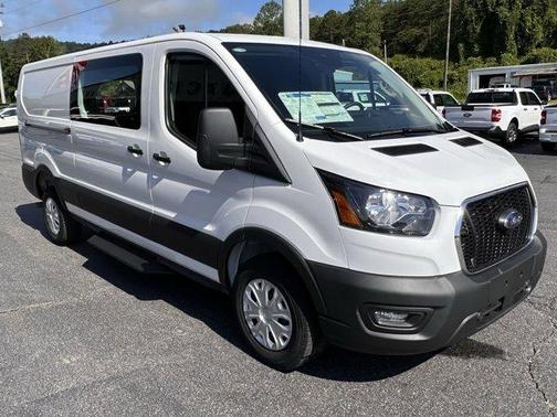 2025 Ford Transit-250 XL
