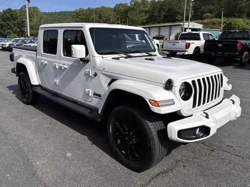 2022 Jeep Gladiator Overland