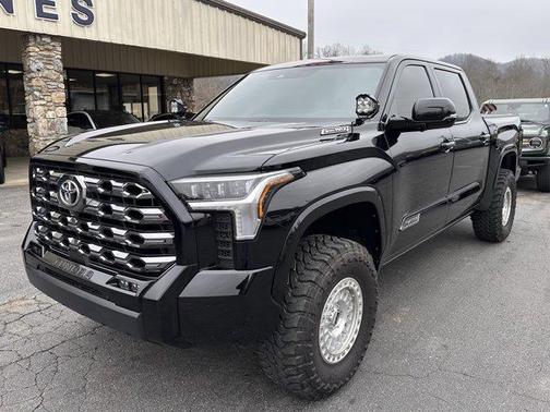 2025 Toyota Tundra Hybrid Platinum