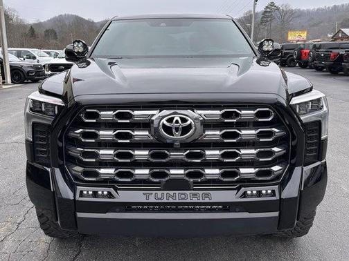 2025 Toyota Tundra Hybrid Platinum