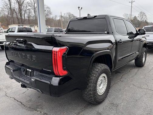 2025 Toyota Tundra Hybrid Platinum