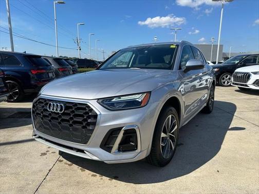 2024 Audi Q5 Premium 45 TFSI S line quattro