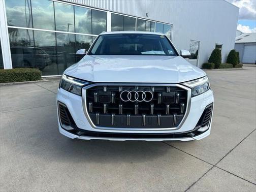 2025 Audi Q7 Premium Plus 45 TFSI quattro Tiptronic