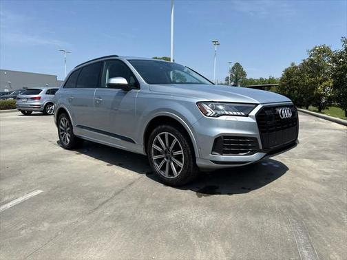 2024 Audi Q7 Premium Plus 45 TFSI quattro Tiptronic