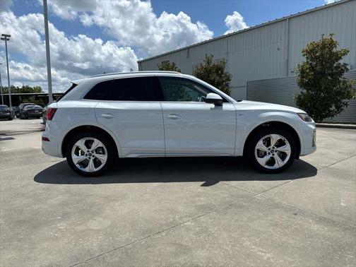 2024 Audi Q5 Premium Plus 45 TFSI S line quattro