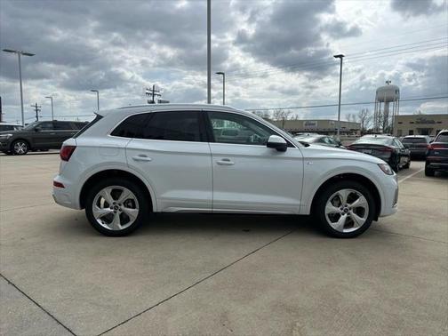 2025 Audi Q5 Premium Plus 45 TFSI S line quattro S tronic