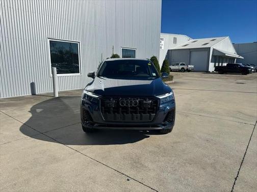2025 Audi Q7 Premium Plus 55 TFSI quattro Tiptronic