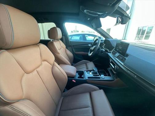 2025 Audi Q5 Premium Plus 45 TFSI S line quattro S tronic