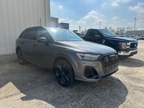 2025 Audi Q7 Premium Plus 55 TFSI quattro Tiptronic