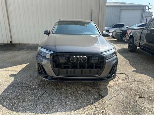 2025 Audi Q7 Premium Plus 55 TFSI quattro Tiptronic