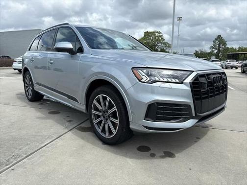 2024 Audi Q7 Premium Plus 45 TFSI quattro Tiptronic