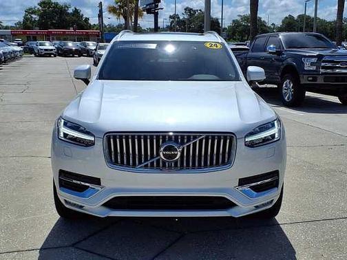 2024 Volvo XC90 Plus