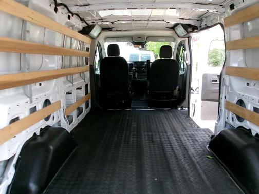White 2022 Ford Transit-250 Base