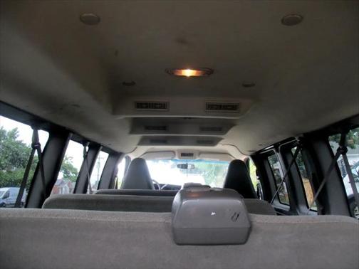 2016 GMC Savana 3500 LS