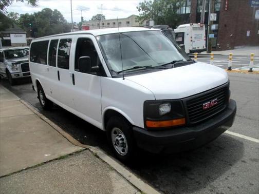 2016 GMC Savana 3500 LS