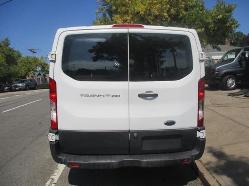 2016 Ford Transit-250 Base