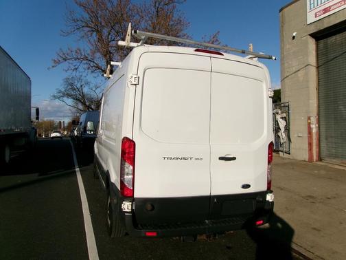 2017 Ford Transit-350 Base