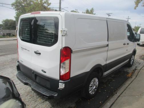 2018 Ford Transit-250 Base