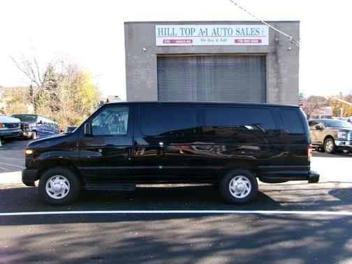 2008 Ford E350 Super Duty Base