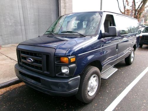2012 Ford E350 Super Duty XLT