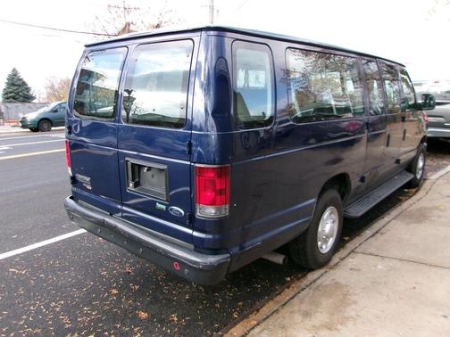 2012 Ford E350 Super Duty XLT