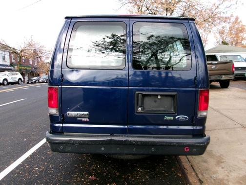 2012 Ford E350 Super Duty XLT