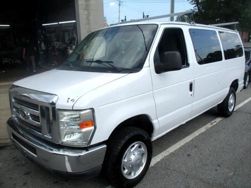 2011 Ford E350 Super Duty XL