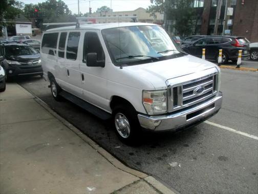 2011 Ford E350 Super Duty XL