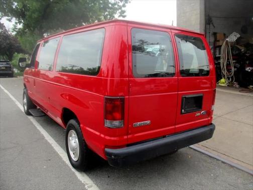 2009 Ford E250 Base