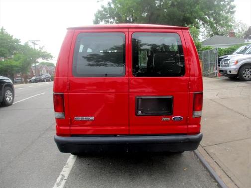 2009 Ford E250 Base