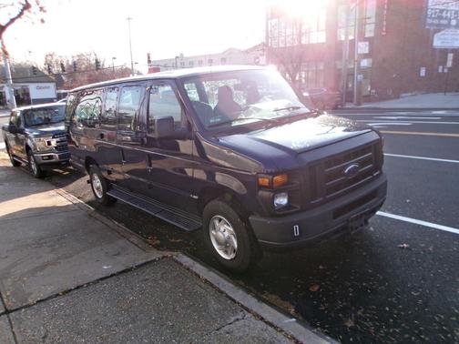 2012 Ford E350 Super Duty XLT
