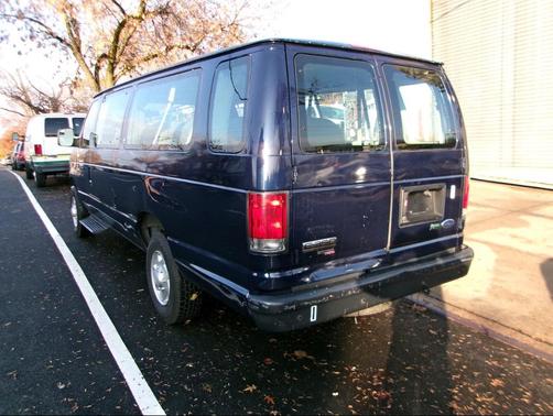 2012 Ford E350 Super Duty XLT