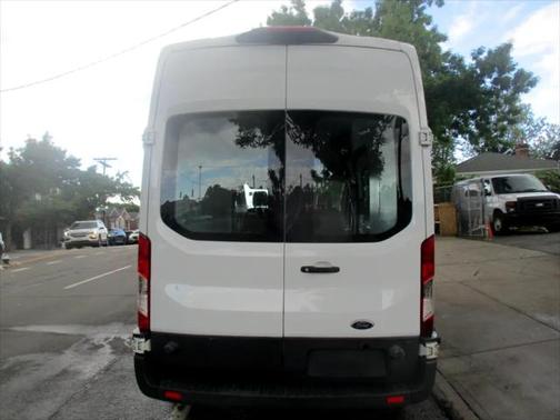2018 Ford Transit-250 Base
