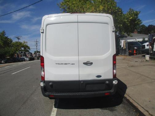 2017 Ford Transit-250 Base