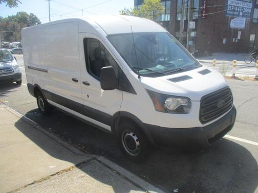 2017 Ford Transit-250 Base