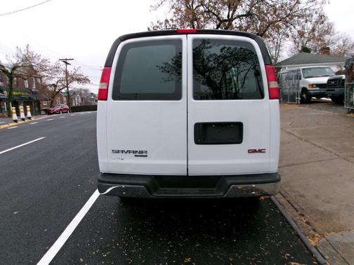 2014 GMC Savana 2500 Work Van